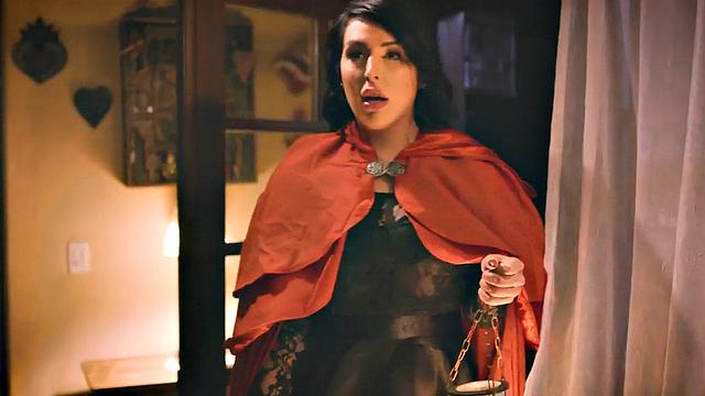 Transsexual lady fucks hard with female in pussy