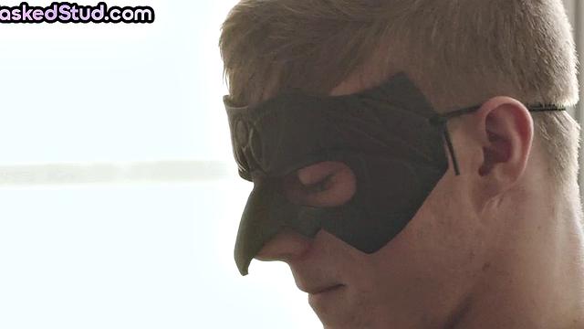 Str8 masked solo jock with athletic body wanks and cums