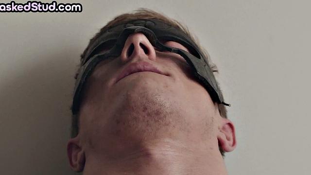 Str8 masked solo jock with athletic body wanks and cums