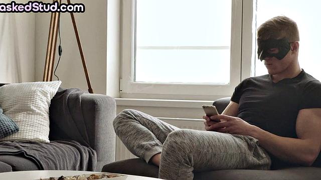 Str8 masked solo jock with athletic body wanks and cums