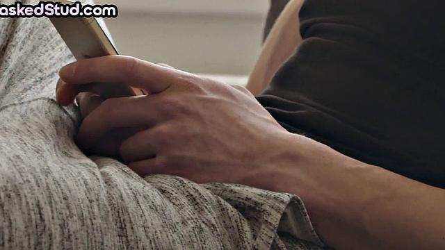 Str8 masked solo jock with athletic body wanks and cums