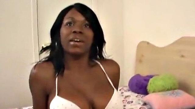 пышная чернокожая за рулём горячего минета с pov