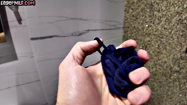 Anal gaping spex MILF teasing stranger POV