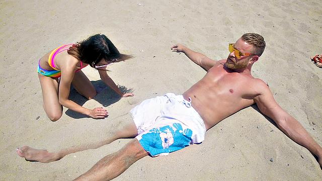 Petite Beach Babe Gets Fucked