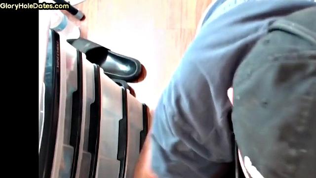 Bottom DILF gets sucked and fucked in gloryhole homemade scene