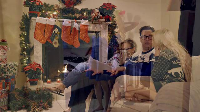 Can't Resist My Step Sis - S13:E3