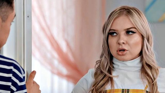 3some guy bangs Ebony babes in FFM pussynailing