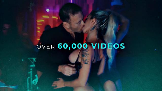 ANAL TIME.XXX - Goth Holly Hendrix Tight Ass Fucked By Stepdad