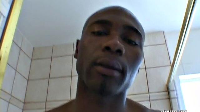 Handyman: Jean-Claude Batiste