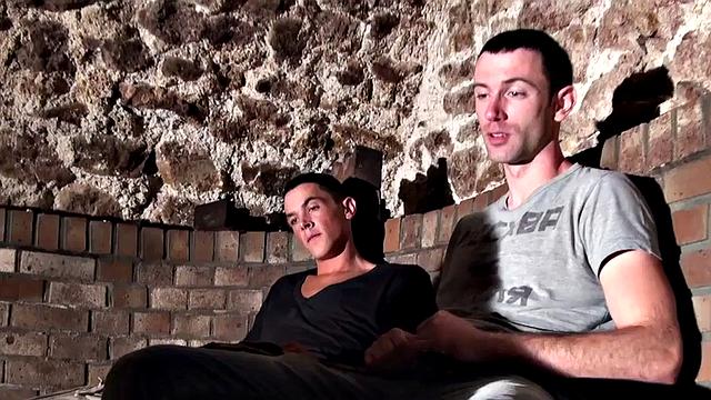 Real amateur bottom fucked in 3some by top studs