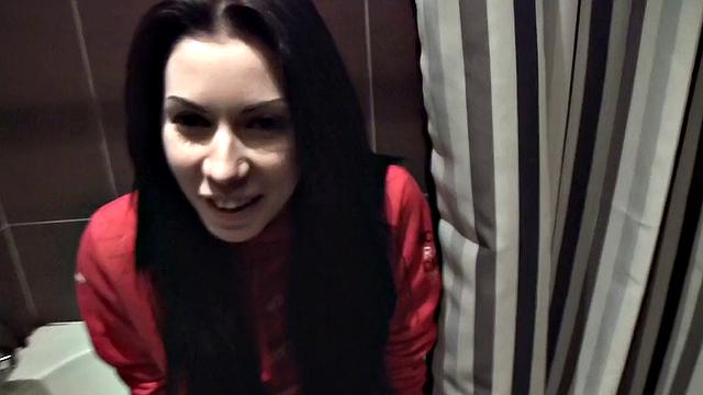 Amazing brunette babe gets her snatch nailed well