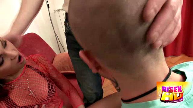 Bisex Friends And Elis Diamond