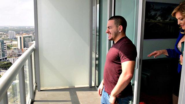 Hard sell, easy Rose's first XXX