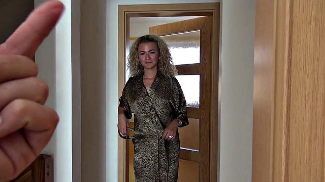 Dirty mum wants a good hard fuck today