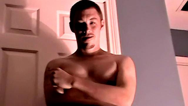 Str8 Amateur Carter Jerks Off - Carter