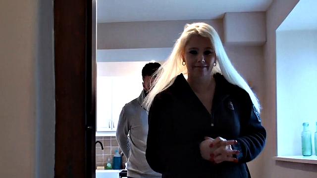 SubSlut Summer Ray: Buzzing to cum