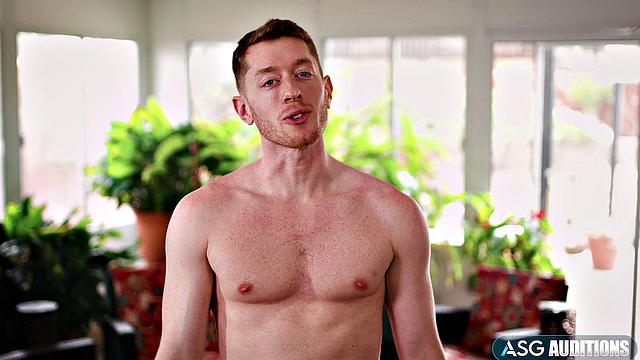 Ginger Hunk Fucks Tatted Bi Newbie - ASGmax