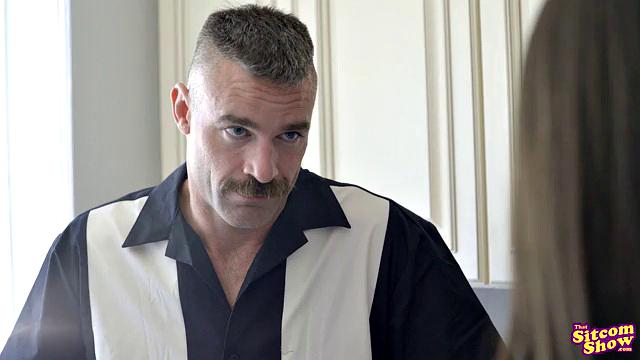 Two Men Show A Better Lover - S4:E8