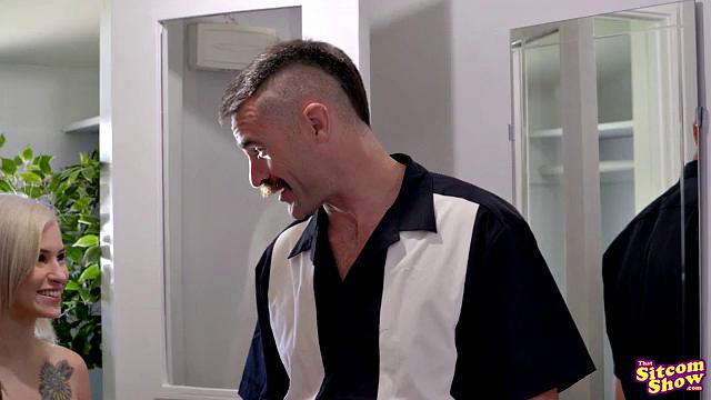 Two Men Show A Better Lover - S4:E8