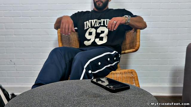Dominus Shows off His Size 11 Feet