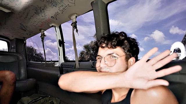 Pulled stud barebacks gay in van outdoor for money