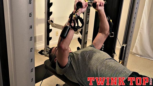 CAMERON BASINGER Chapter 2 - Locked