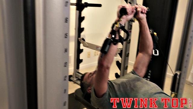 CAMERON BASINGER Chapter 2 - Locked