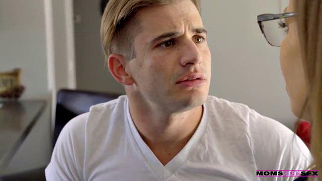 Mommy's Boy - S11:E8