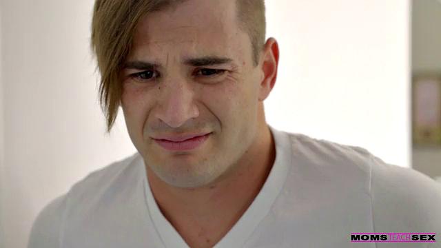 Mommy's Boy - S11:E8