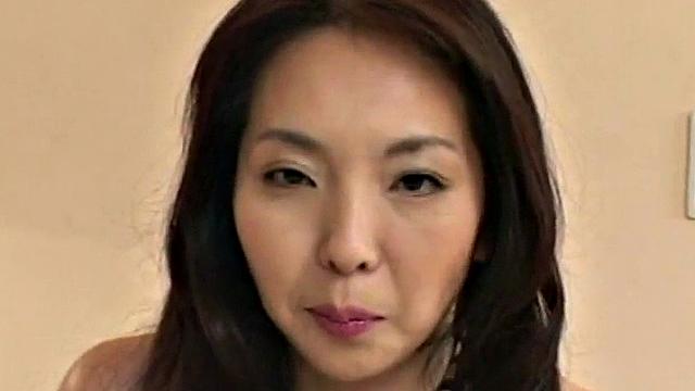 Lingerie asian MILF gets her pussy toyed