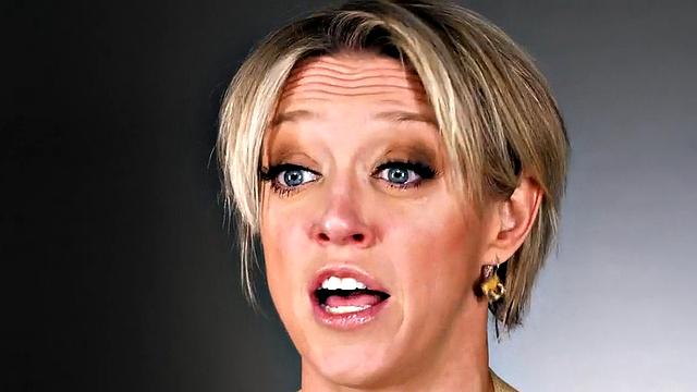 Busty solo amateur lady fingers pussy after casting