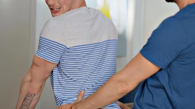 Nympho enjoys fucking hardcore in tight anal hole