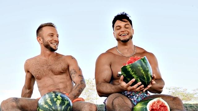 Muscled eager jock barebacking lover in hot affair