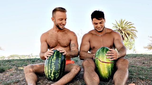 Muscled eager jock barebacking lover in hot affair