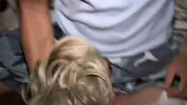 College threesome getting teen pussy fucked