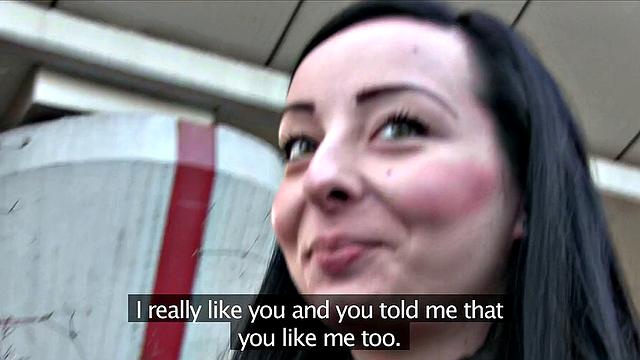 Brunette babe gets pounded outside in public place with a smile