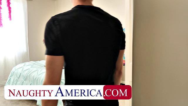 Coco Lovelock has David on her To Fuck list and he will be scratched.