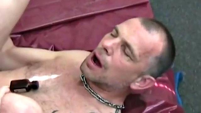 German gay in leather pants assfisted in fisting 3some