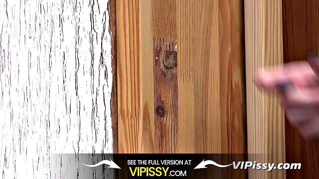 Vipissy - Pizza Time - Piss Drinking