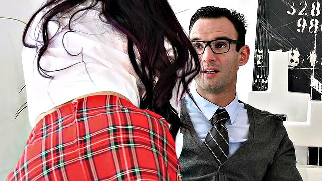 Hot Student Seduces Professor with Real Tits and Shaved Pussy to Make the Grade