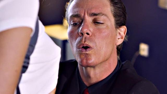 аппетитная студентка с формами отдается жаркому траху после пар