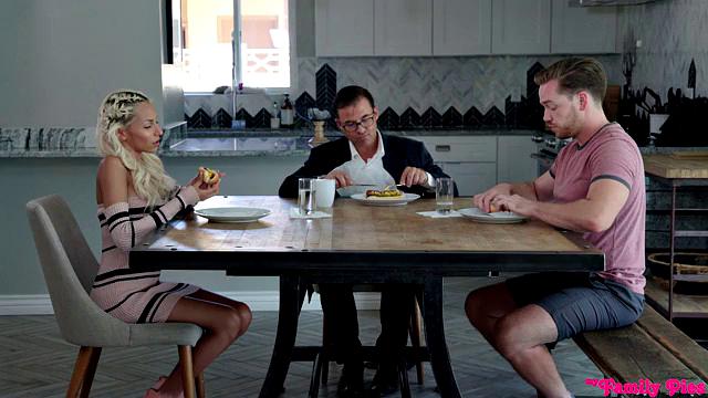 Cuckoo For Cock - S9:E3