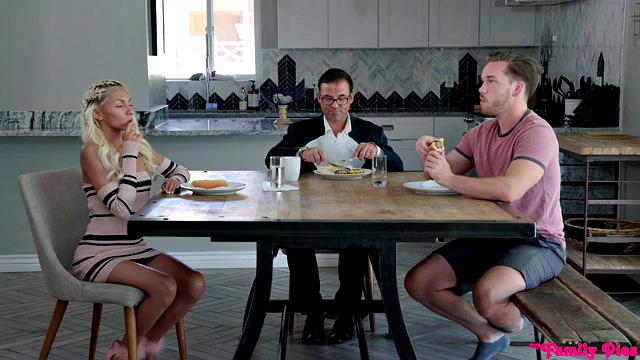 Cuckoo For Cock - S9:E3