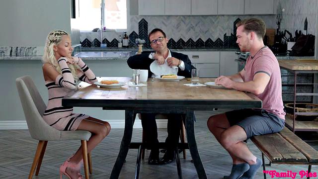 Cuckoo For Cock - S9:E3