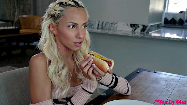 Cuckoo For Cock - S9:E3