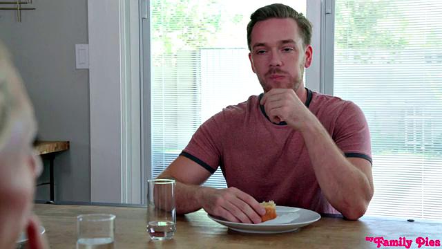 Cuckoo For Cock - S9:E3