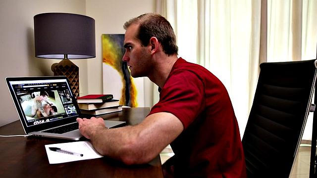 Unsaddled tall jock sucks off and breeds stepbro