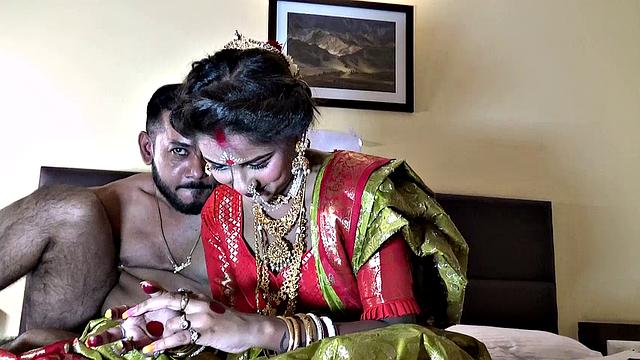 Newly Married Indian Girl Sudipa Hardcore Honeymoon Sex
