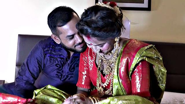 Newly Married Indian Girl Sudipa Hardcore Honeymoon Sex