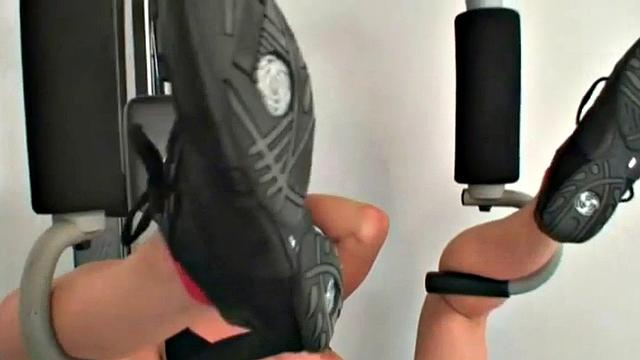 Naughty gym teen gets her tight pussy stretched by old man's hard cock